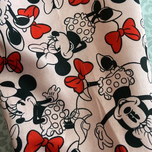 Disney’s girl’s Minnie Mouse bomber jacket - Picture 6 of 6